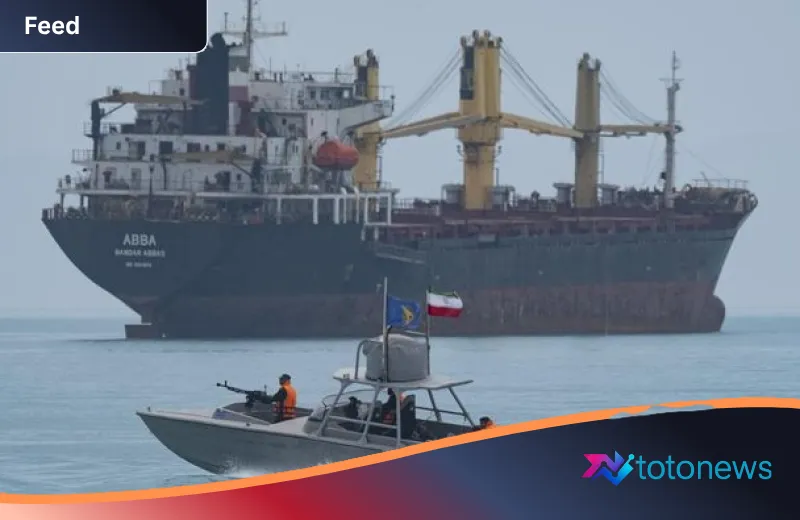 Ketegangan Selat Hormuz: Iran Bantah Klaim AS Soal Lintasan Kapal, Ancaman Rudal Kembali Mengintai