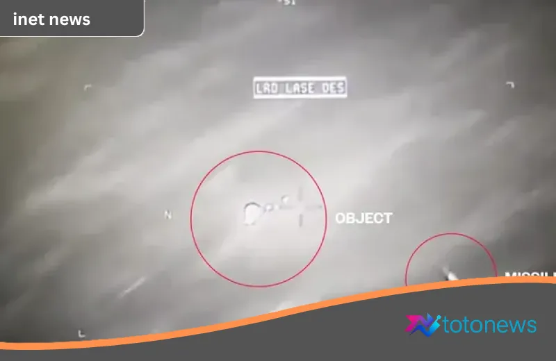 Misteri Langit Terkuak: Pentagon Rilis Ratusan Dokumen Rahasia dan Rekaman Video UAP Terbaru