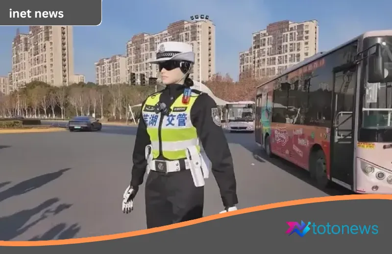 Revolusi Digital di Aspal: Hangzhou Terjunkan Satuan Robot Canggih Amankan Arus Lalu Lintas Libur Nasional