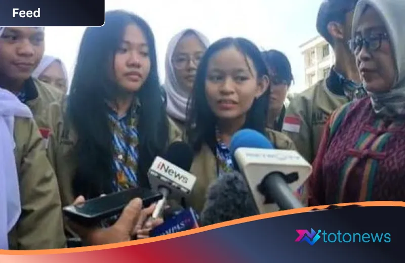 Ocha SMAN 1 Pontianak Temui Gibran: Dari Polemik Juri LCC MPR Hingga Bocoran Ilmu Debat Kelas Dunia