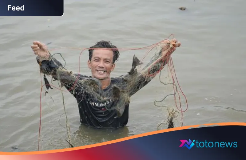 Aksi Penyelamatan Ekosistem Situ Citatah: Ratusan Kilogram Ikan Invasif Berhasil Diamankan