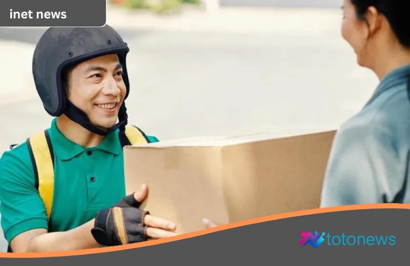 Masa Depan Kurir Online di Persimpangan Jalan: Menakar Dampak Regulasi Baru Terhadap Ekonomi Digital