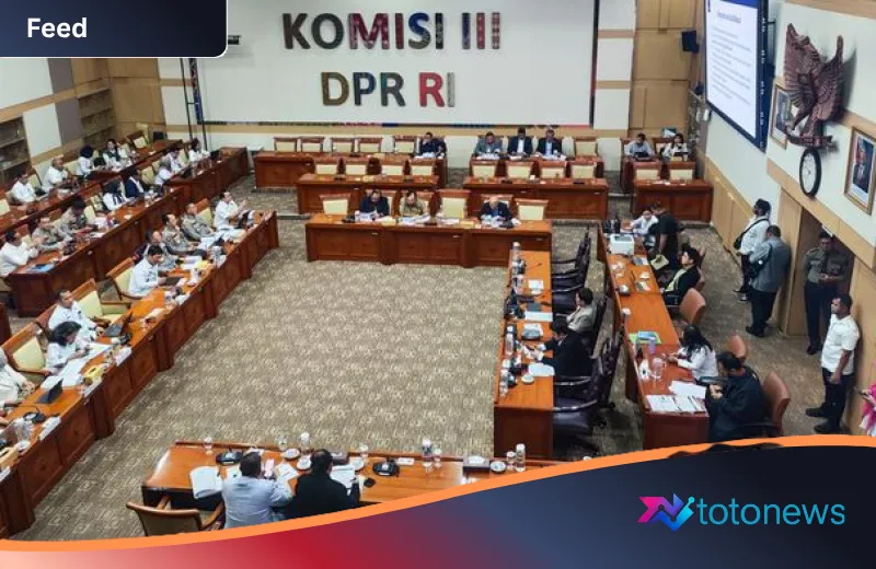 Reformasi Usia Pensiun Polri: Mengapa Legislator Usulkan Skema Berjenjang hingga Usia 63 Tahun?