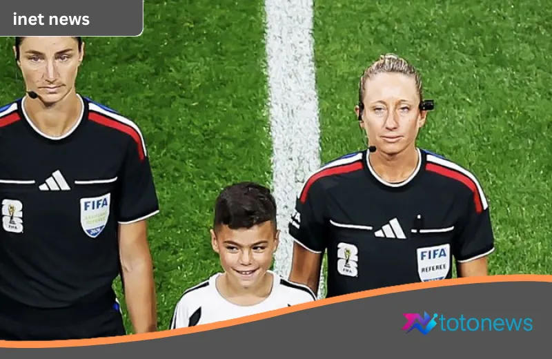 Revolusi Visual di Lapangan Hijau: Mengintip Teknologi Ref Cam yang Mengubah Wajah Piala Dunia 2026