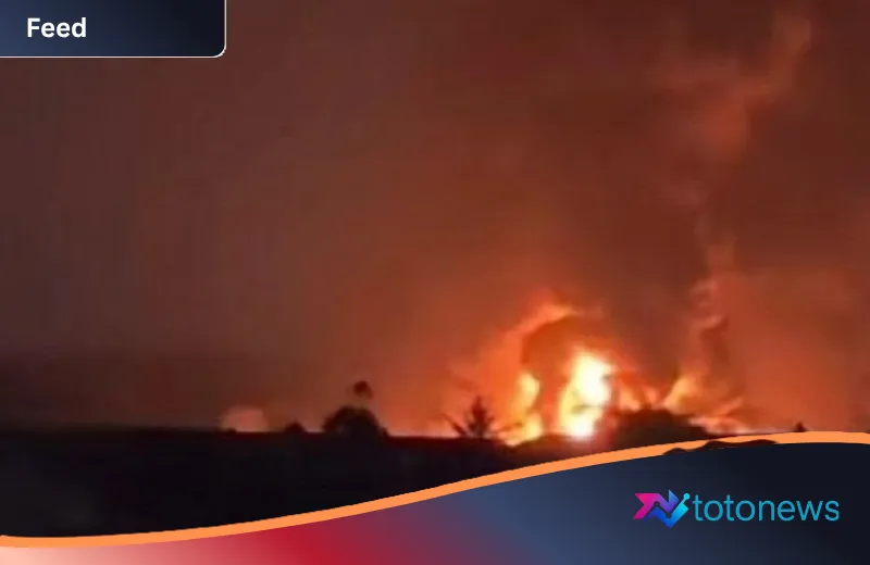 Langit Tangerang Membara: Kebakaran Hebat Hanguskan Pabrik Karet di Tanah Tinggi