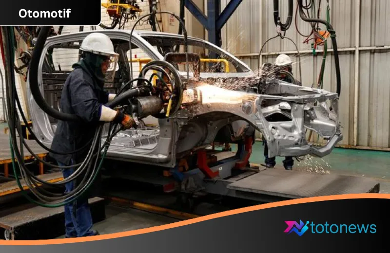 Teka-teki Eksodus Pabrik Otomotif Jepang ke Vietnam: Mengapa Indonesia Mulai Tertinggal dalam Balapan Mobil Listrik?
