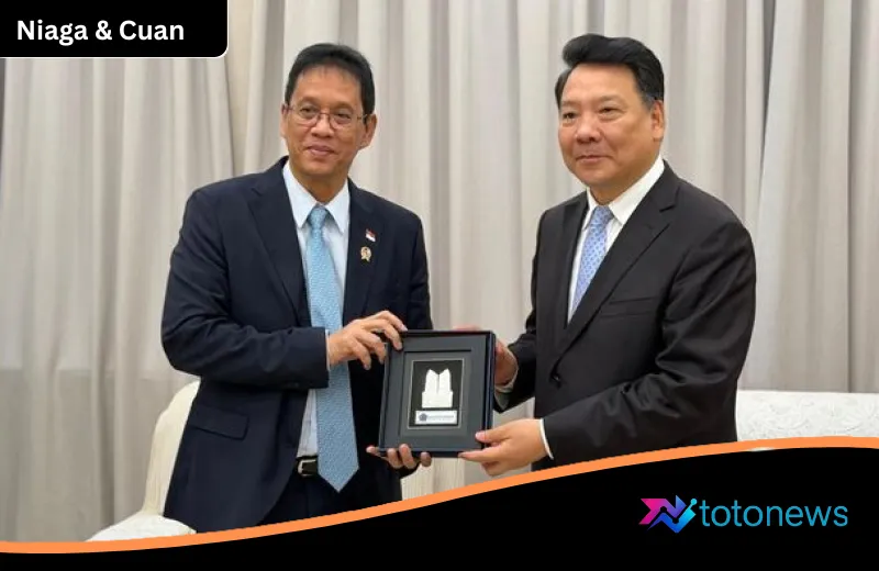 Diplomasi Finansial di Negeri Tirai Bambu: Purbaya Yudhi Sadewa Bawa Pulang Gelar Profesor dan Komitmen Triliunan Rupiah