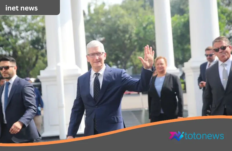Akhir Era Keemasan: Tim Cook Serahkan Takhta Apple Bernilai Rp 68 Ribu Triliun ke John Ternus