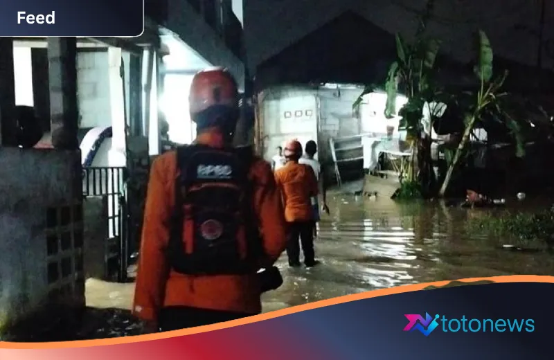 Ciomas Bogor Diterjang Banjir 1 Meter, Puluhan Rumah dan Fasilitas Umum Terendam Luapan Sungai