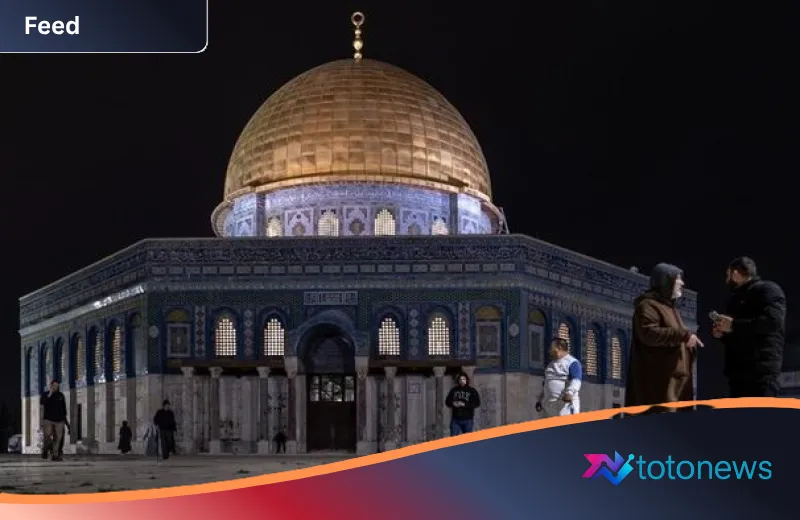 Ketegangan Memuncak di Yerusalem: Aksi Pengibaran Bendera Israel di Masjid Al-Aqsa Tuai Kecaman Global
