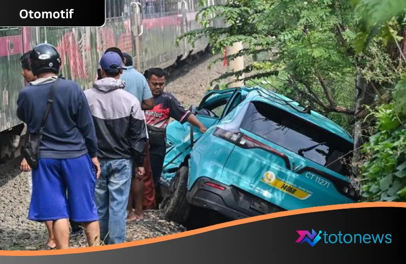 Analisis Pakar ITB: Mengapa Taksi Listrik Green SM Bisa Mogok di Perlintasan Rel Bekasi?